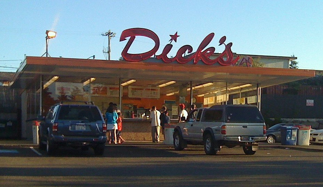 Dick's newest location in Edmonds will open before Thanksgiving