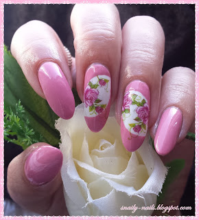 http://snaily-nails.blogspot.com/2016/09/rozane-okienka.html