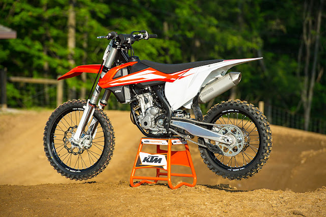 KTM 450 SX-F 2016: The Successful Revolution