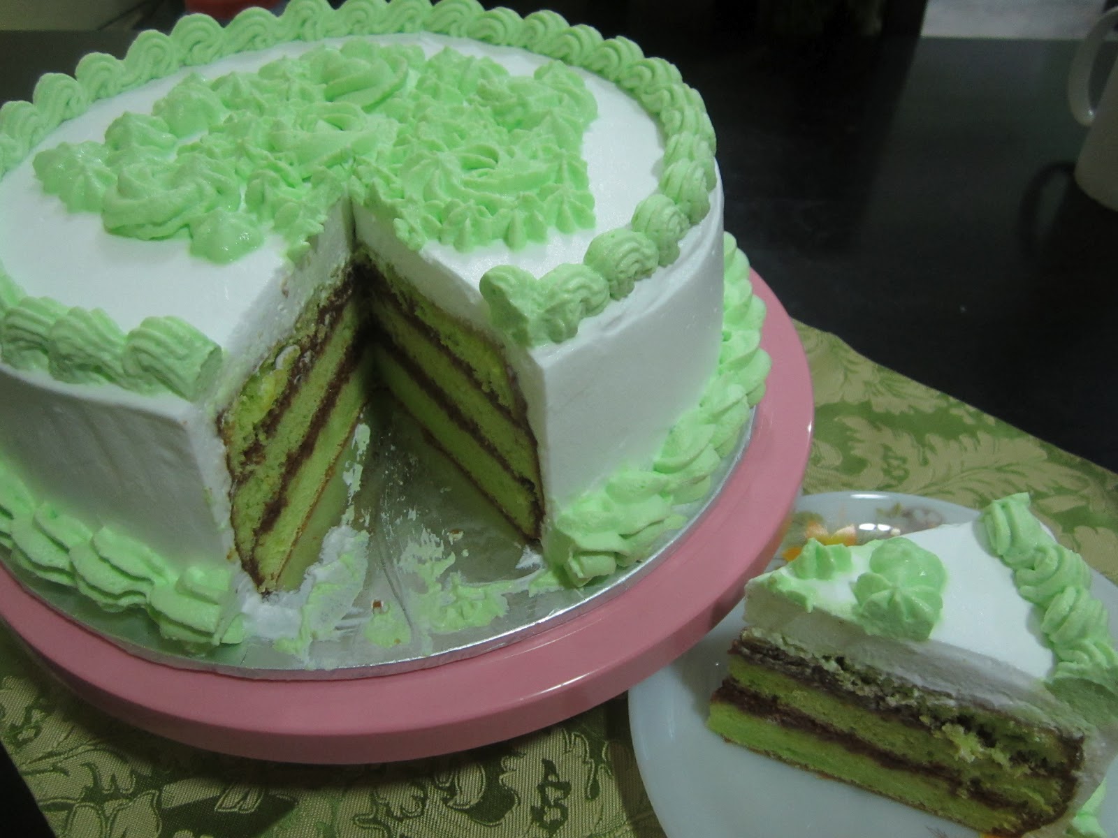 D' Attic Cake: Pandan Layer Sponge Cake