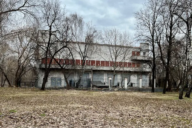 Ленинградский проспект, тяговая подстанция метрополитена Т-8 (построена в 1936 году)