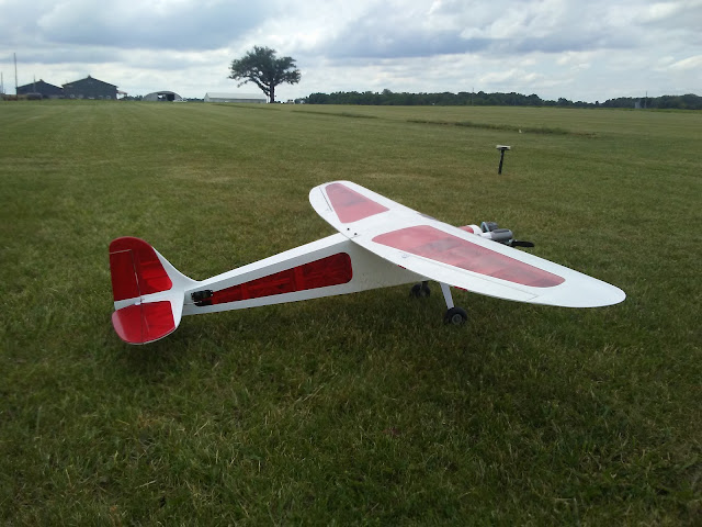 Aiviator Pro 40 rc model airplane