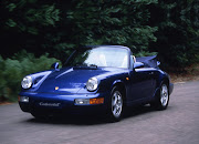 Porsche 911 Carrera 2 Cabrio .