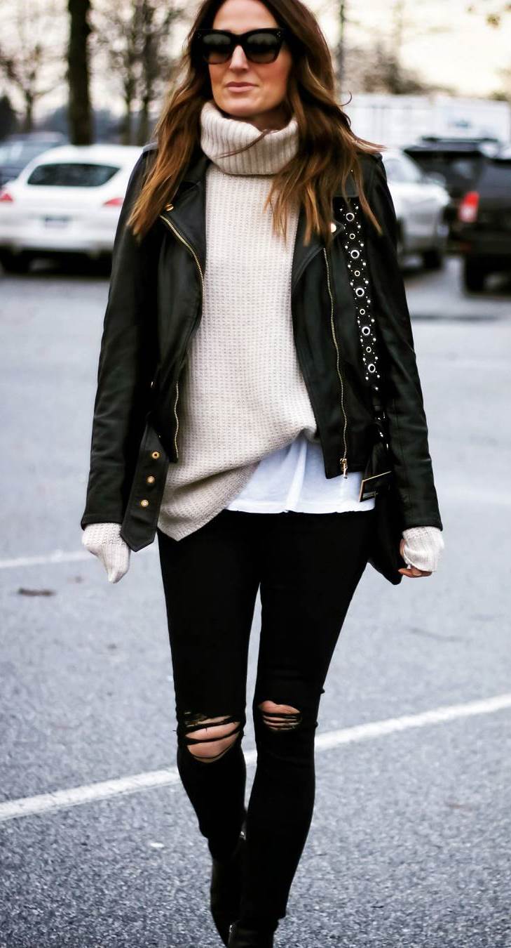 awesome fall outfit / black leather jacket + white sweater + bag + skinny jeans