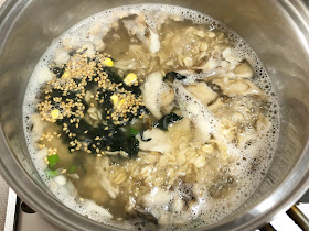 エースコックのわかめラーメン（ごま・みそ味）のスープを使ってオートミールを食べてみる！