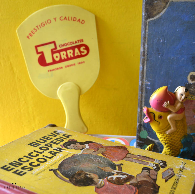 Como decorar con objetos vintage y antiguos de color amarillo