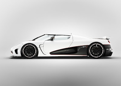 Koenigsegg-Agera_R_Side_View