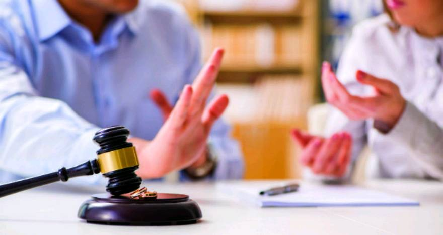 اكتشف انها فاقدة للعذرية : محكمة التعقيب ترفض طلب رجل ضد زوجته بالطلاق 