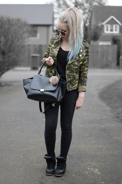 Sammi Jackson - Romwe Camo Jacket 