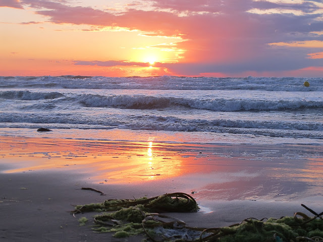 Oostende: zonsondergang aan zee