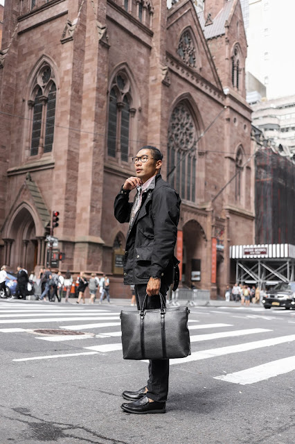 Menswear Blogger and Influencer wearing Sperry Loafers in City Prep Fall Style Look