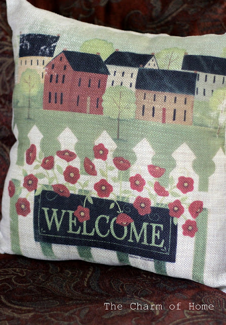 Country Pillows: The Charm of Home