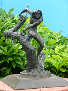 Walt-Disney-Studios-Statuettes-Tarzan