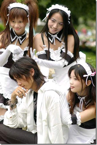he is my master cosplay - nakabayashi yoshitaka, sawatari izumi, sawatari mitsuki, and kurauchi anna