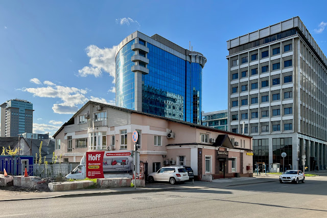 Летниковская улица, бизнес-центр «Святогор», бизнес-центр «Сибирский альянс»