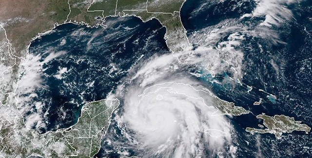 Ian se acerca a Cuba con vientos máximos de 165 km/h y rachas de 205 km/h