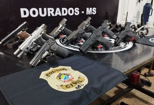 'Armas de aluguel' usadas para crimes em Dourados são apreendias e duas pessoas presas