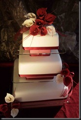 3-tier-Perslex-layers-and-lillies