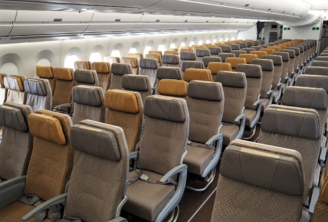 Airbus A350-900 Singapore Airlines Cabin Interior Economy Class