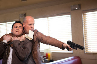 Sinopsis Film Looper 2012