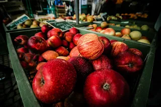 Apples in a box