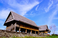 rumah adat di Indonesia