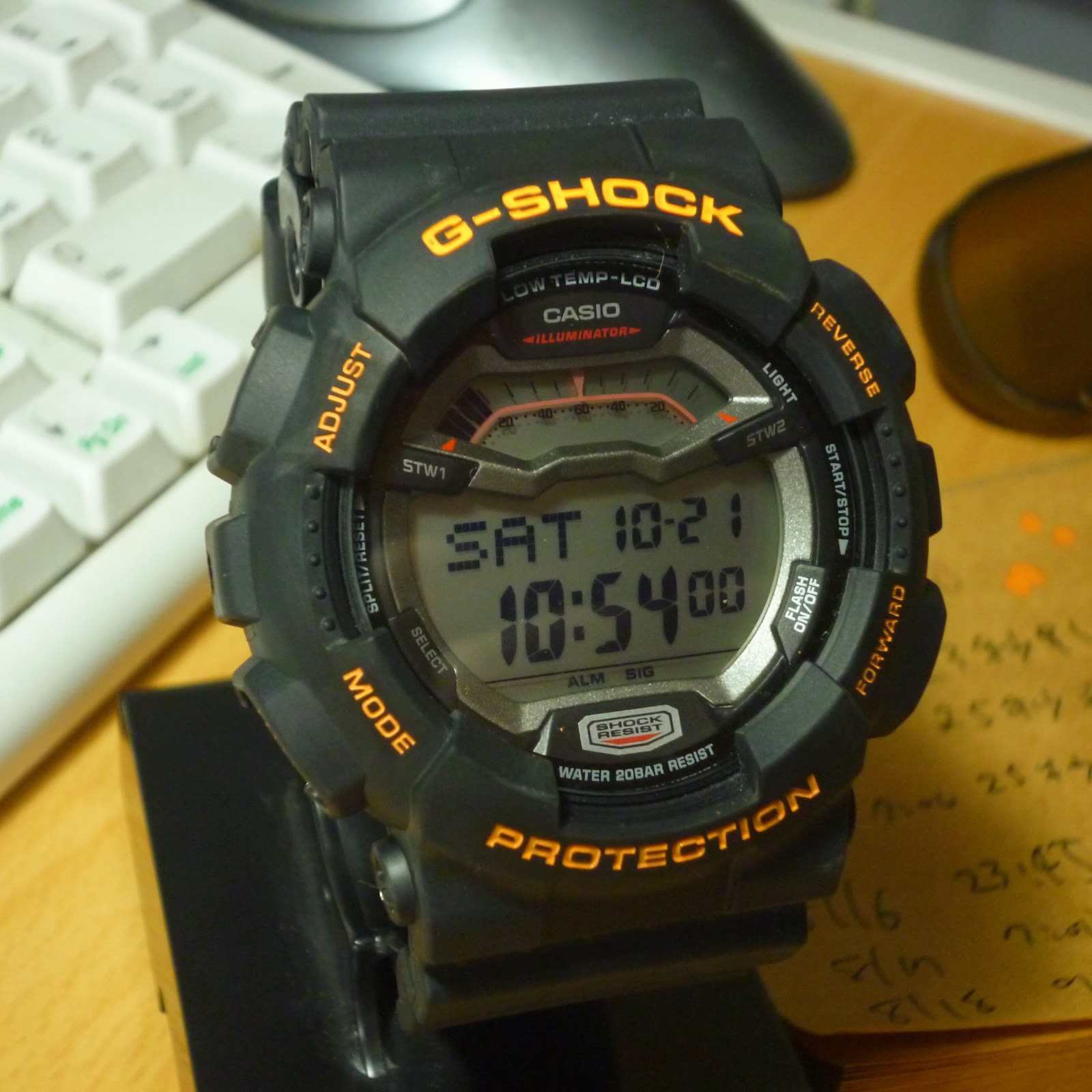 G Shock Gls 100のスミ入れにペイントマーカーとポスティラ
