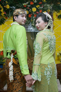 Pengantin Adat/Tradisional