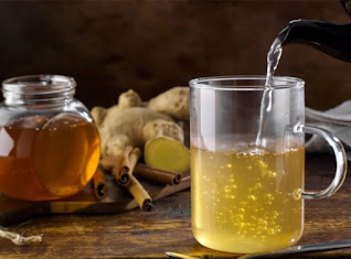 Honey Water Benefits :शरीर में मौजूद बैक्टीरिया को खत्म करता है शहद का पानी, जानिए अन्य फायदे