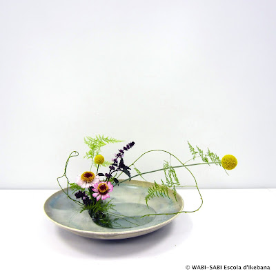 ikebana-jiyuka-freestyle-wabisabi-escoladikebana