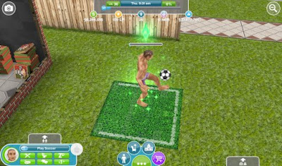 Tampilan Game The Sims FreePlay 