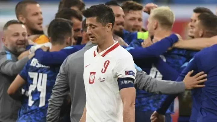 Lewandowski isn't the same player at major tournaments for Poland