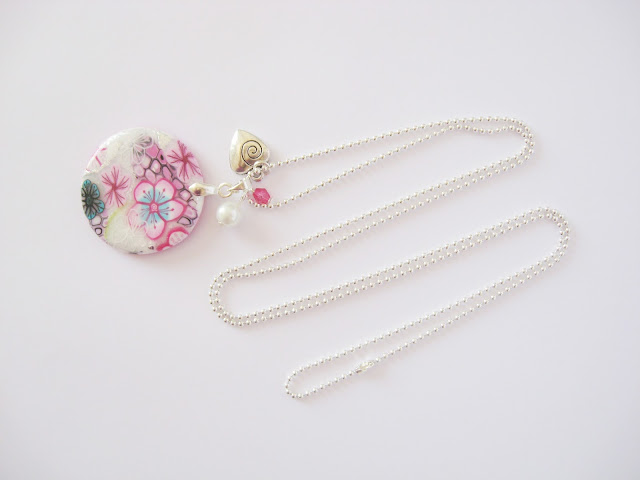 collier pendentif fleuri fleurs fait main