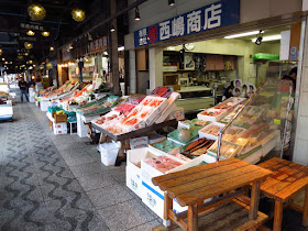 Seafood feast Sapporo Nijo market Hokkaido. Tokyo Consult. TokyoConsult.