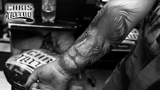 tatuagem de leão no braço top crhistattooitajuba