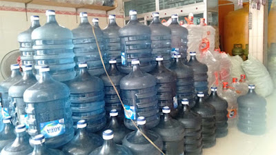Dampak Boikot Produk Israil, Pedagang Air Isi Ulang Merk Aqua di Gresik Merugi