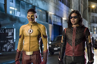 The Flash Season 4 Keiynan Lonsdale and Carlos Valdes Image 2 (28)