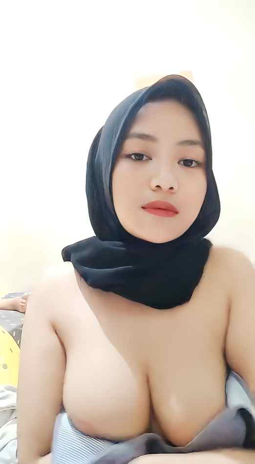 Hijab Amel Pap TT Rekam Telanjang Untuk Pacar