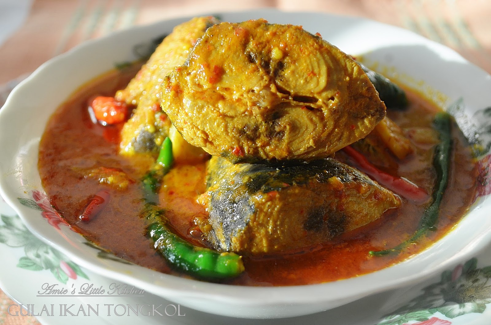 AMIE'S LITTLE KITCHEN: Sedapnya Gulai Ikan Tongkol!