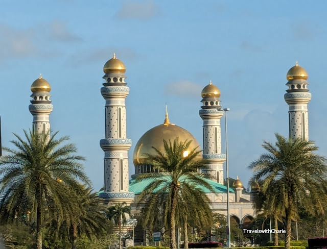 Jame’Asr Hassanil Bolkiah Mosque, Brunei