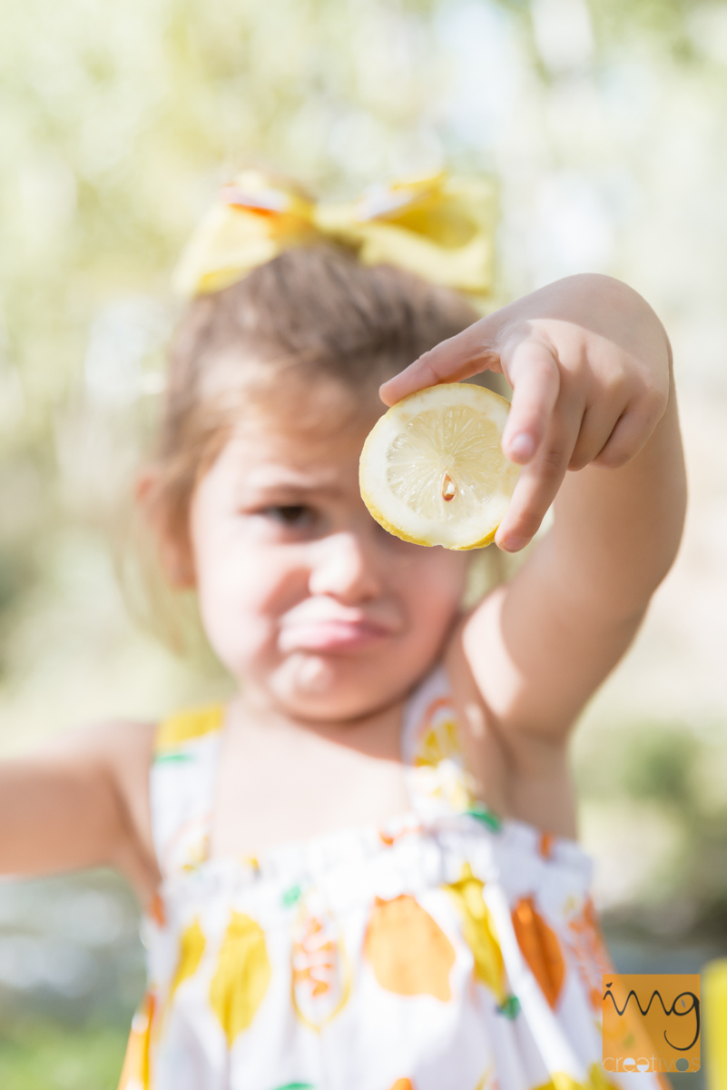 Reportaje fotográfico en el Rio Genil con puesto de limonada en Granada