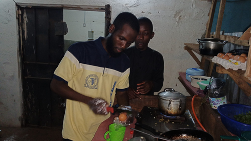 Final year medical student becomes food vendor Due ASUU strike employs Ten persons