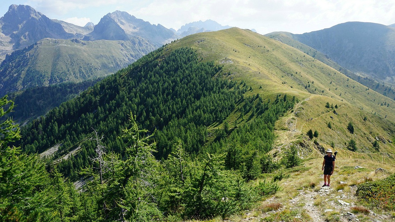 Ascending to Mont Lapassé