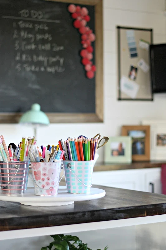 DIY dollar store craft caddy