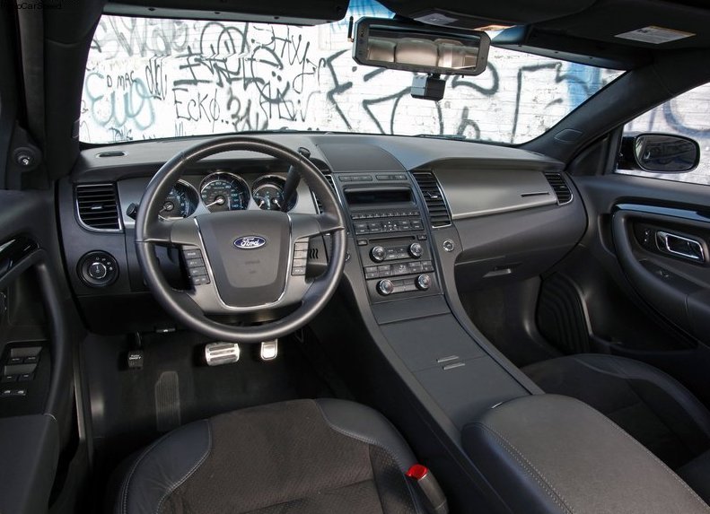 2010 Ford Stealth Police Interceptor Concept - Front Side View