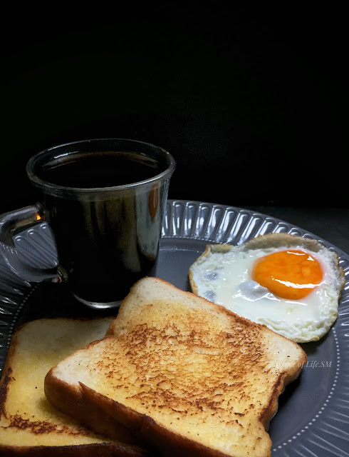 BREAD & EGG