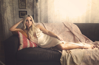 Ashley Monroe Picture