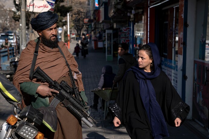 ONU pede que Talibã suspenda açoitamentos e execuções públicas no Afeganistão