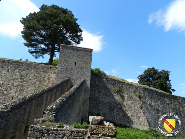 SIERCK-LES-BAINS (57) - Château-fort des ducs de Lorraine