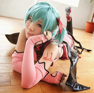 Vocaloid Hatsune Miku cosplay by Kousaka Yun